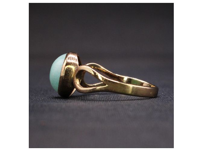 Autre Marque Anillo de oro amarillo con piedra verde ovalada y engaste de bisel 18 quilates Gold hardware - vista 5