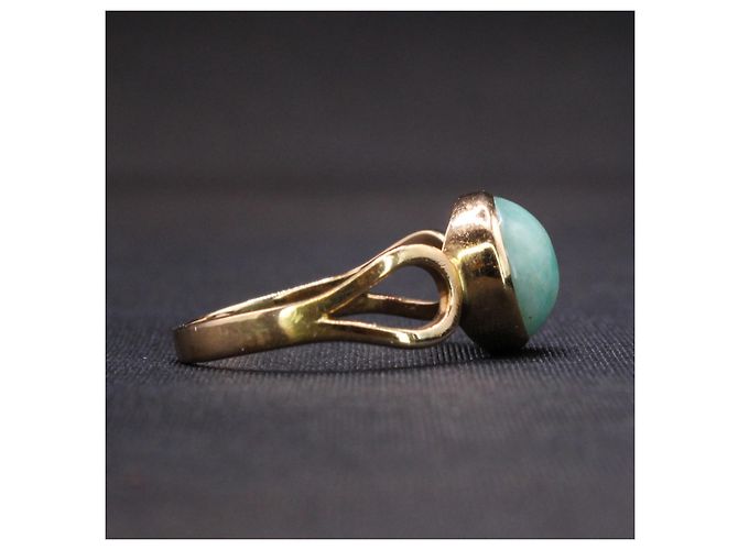 Autre Marque Anillo de oro amarillo con piedra verde ovalada y engaste de bisel 18 quilates Gold hardware - vista 7