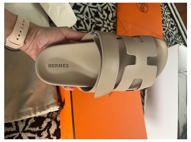 Hermès Hermes Zypern Sandalen Beige - Ansicht 4