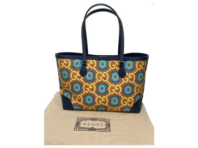 Gucci Ophidia 100 Borsa Kaleido indossata Blu - vista 4