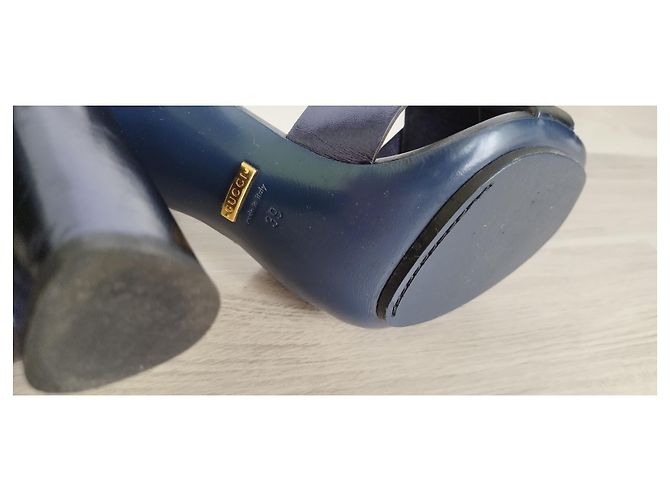 Sandali Gucci in pelle e pitone viola Porpora - vista 5