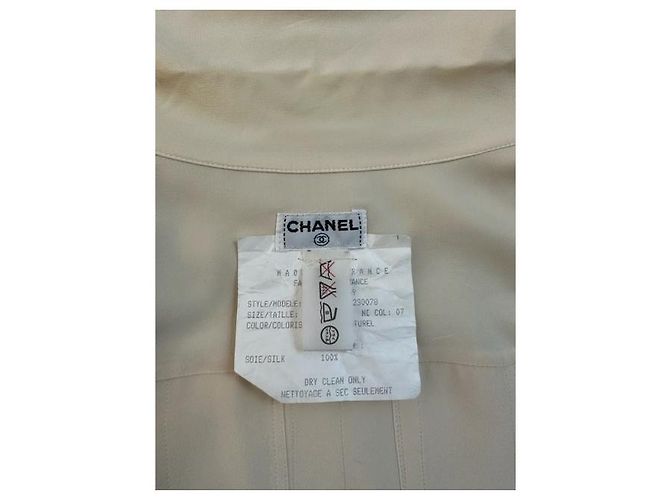 Camicia CHANEL in seta color avorio foderata con bottoni trifoglio Crema - vista 18