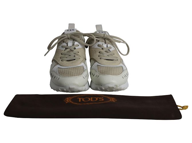 Tod's Tênis perfurado em couro nude - vista 13