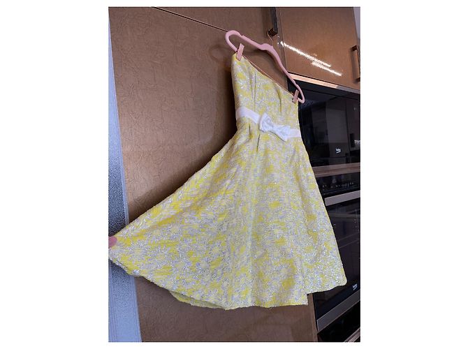 Autre Marque Abito floreale giallo e bianco con fiocco - vista 3
