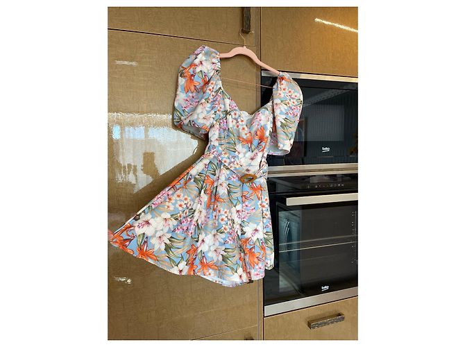 Autre Marque Kurzes Latzkleid mit Blumenmuster M Mehrfarben - Ansicht 2
