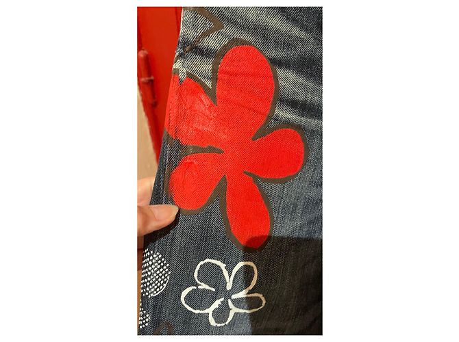 Dondup Bermuda Shorts mit bemalten Blumen Weiß Rot Blau - Ansicht 3