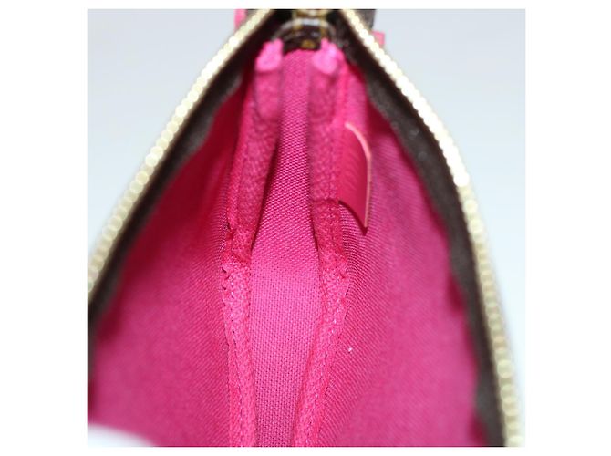 LOUIS VUITTON Vivienne Mini Pochette Accessoires Pochette M69752 Auth LV 41047A Monogramme - vue 20