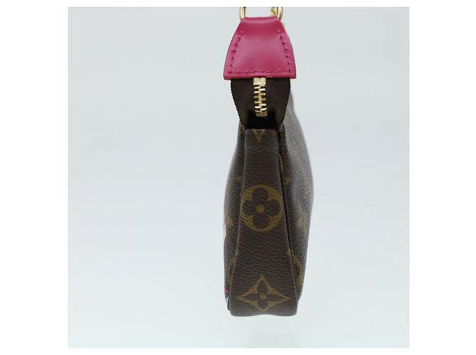 LOUIS VUITTON Vivienne Mini Pochette Accessoires Pochette M69752 Auth LV 41047A Monogramme - vue 3