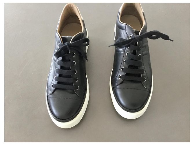 Hermès Ledersneaker Schwarz mit H Logo - Ansicht 2