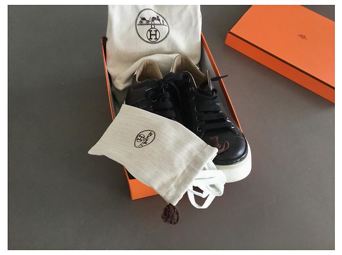 Hermès Ledersneaker Schwarz mit H Logo - Ansicht 8