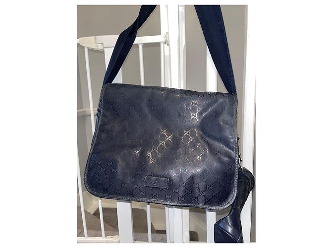 Borsa per pannolini Gucci blu navy con monogramma GG - vista 4