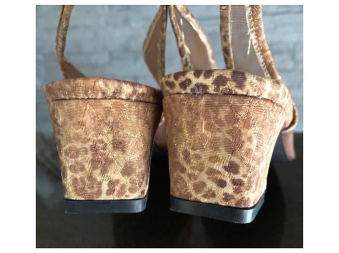 Autre Marque Sandali con tacco Azurée Marroni e Oro Pelle e Nylon Marrone - vista 4