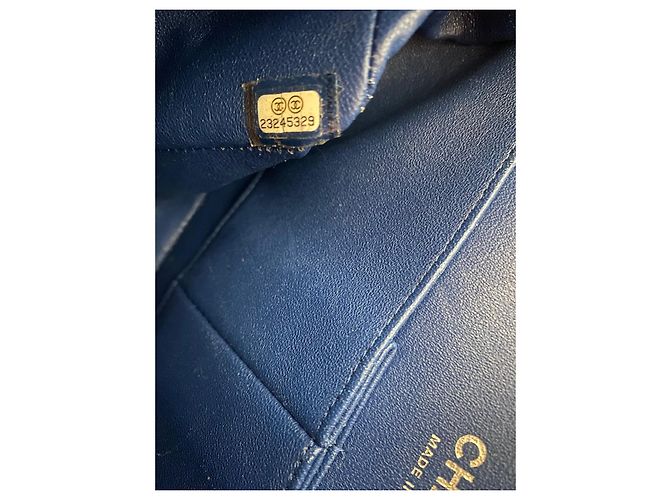 Borsa a mano Chanel Timeless Classic in pelle blu - vista 9