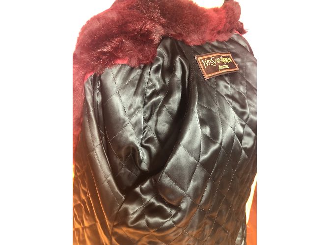 YVES SAINT LAURENT Abrigos T.fr 40 Piel Burdeos - vista 9