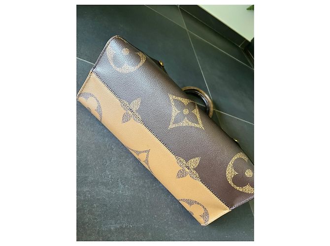 Louis Vuitton Onthego MM-Monogramm Rot Beige Hellbraun Schokolade Dunkelbraun - Ansicht 15