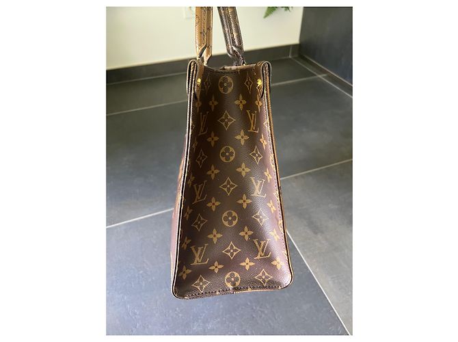 Louis Vuitton Onthego MM-Monogramm Rot Beige Hellbraun Schokolade Dunkelbraun - Ansicht 16