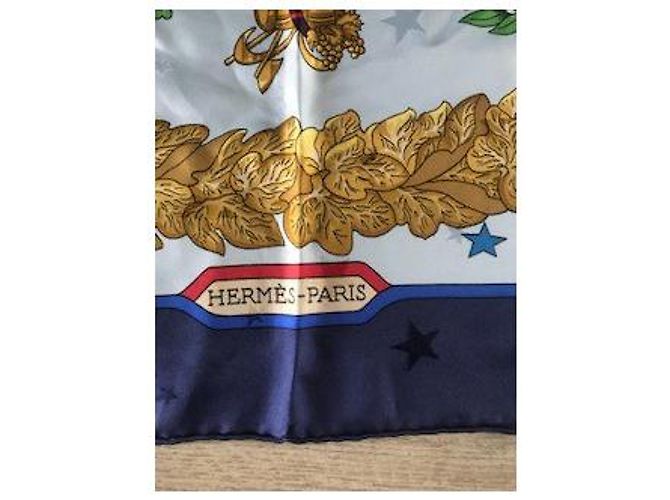 Sciarpa di seta Hermès Emblemi d'Europa blu navy - vista 2
