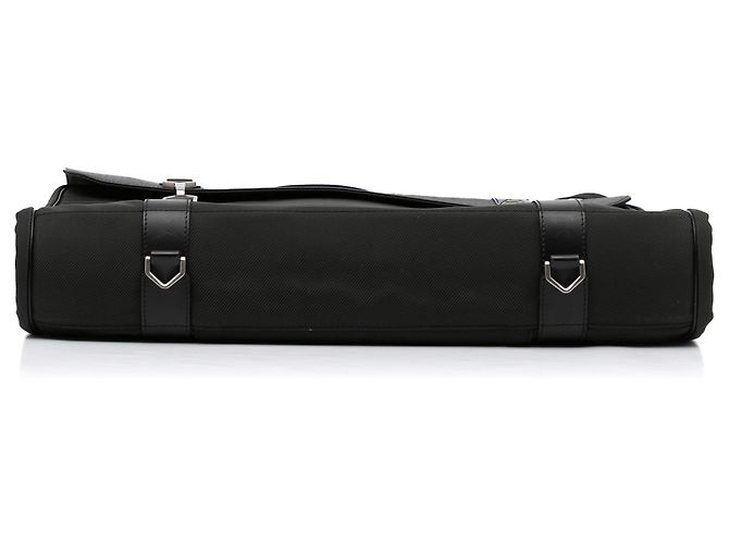 Porta abiti Louis Vuitton nero Taiga Gibeciere - vista 5