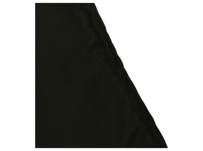 Porta abiti Louis Vuitton nero Taiga Gibeciere - vista 9