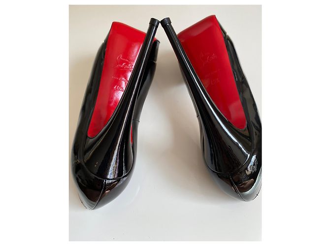 Décolleté Christian Louboutin in vernice nera Nero - vista 4