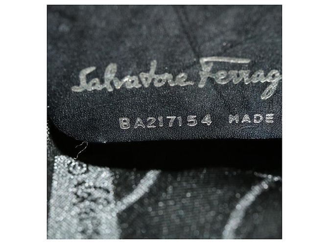 Bolsa de ombro Salvatore Ferragamo de couro bege Auth cl519 - vista 11
