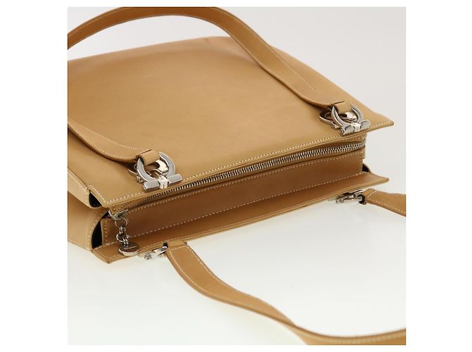 Bolsa de ombro Salvatore Ferragamo de couro bege Auth cl519 - vista 6