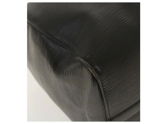 Louis Vuitton Keepall 45 Pelle Epi Nero - vista 13