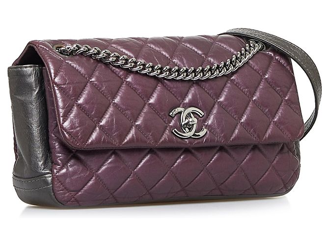 Borsa Chanel con patta Portobello Matelasse smaltata viola Porpora - vista 2