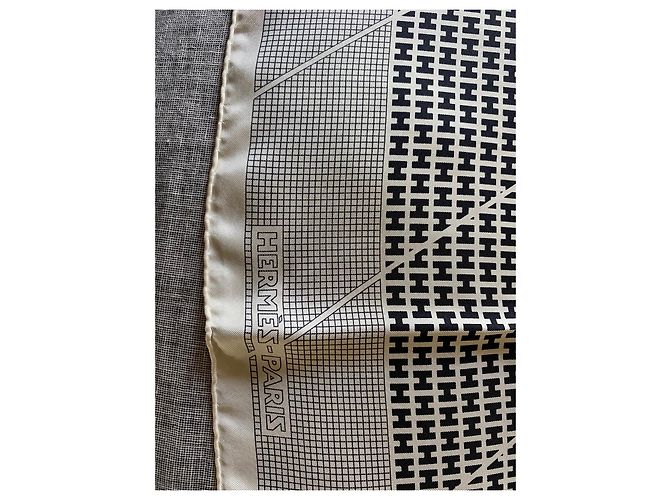 Hermès H Branco - vista 2