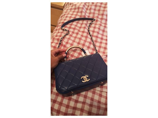 Chanel Handtaschen Marineblau - Ansicht 2