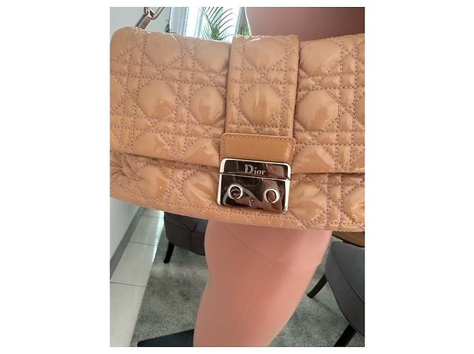 Christian Dior New Lock Chain Beige - view 4