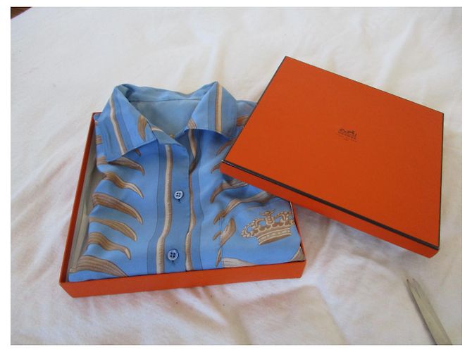 Hermès Tunika aus Seidentwill,Taille 40. Hellblau - Ansicht 5