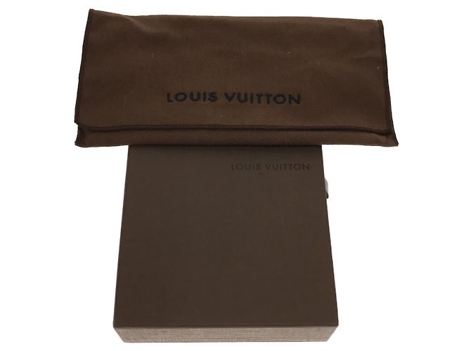 Louis Vuitton Portefeuille capucines Nero - vista 5