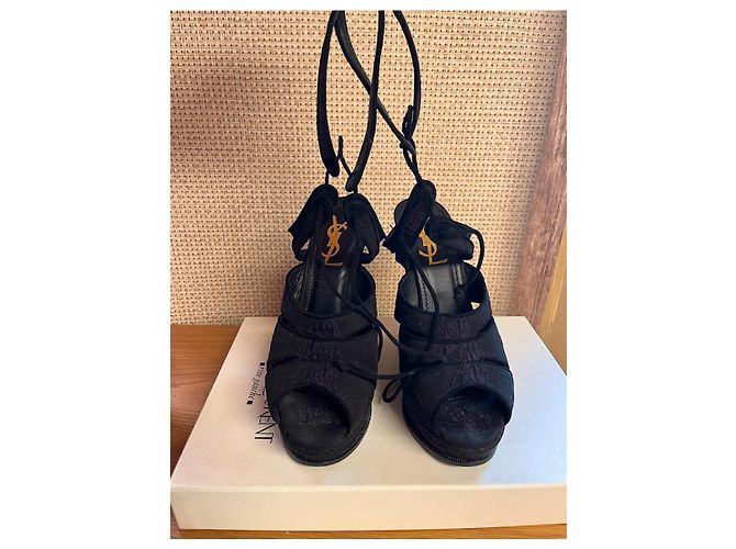 Yves Saint Laurent Tacco a zeppa YSL Tribute in broccato di seta Nero Porpora - vista 12