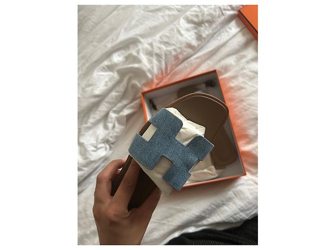 Sandali sabot Hermès ORAN Blu chiaro - vista 2