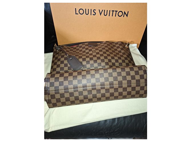 Louis Vuitton Graceful MM in pelle di struzzo marrone chiaro - vista 3