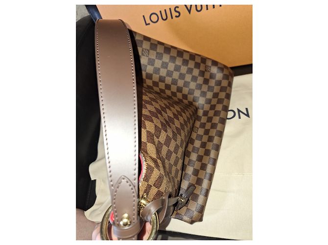 Louis Vuitton Graceful MM in pelle di struzzo marrone chiaro - vista 8