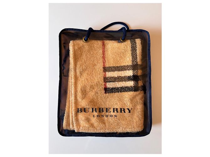 Drap éponge Burberry Check en coton noir beige - vue 13