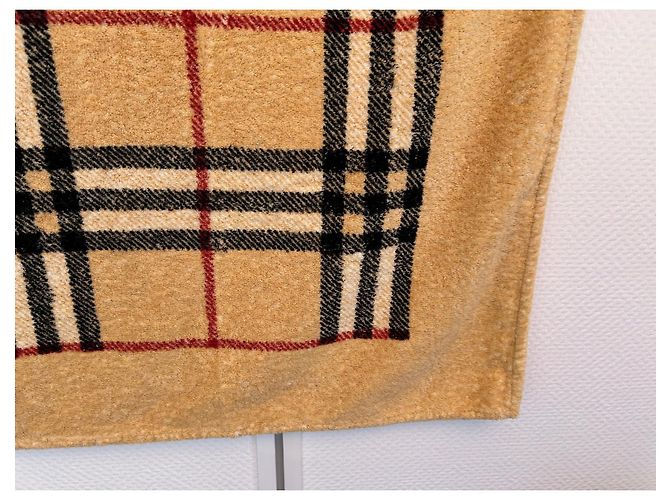 Drap éponge Burberry Check en coton noir beige - vue 4