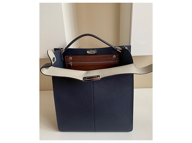 Borsa Fendi Peekaboo ISeeU blu in pelle - vista 14