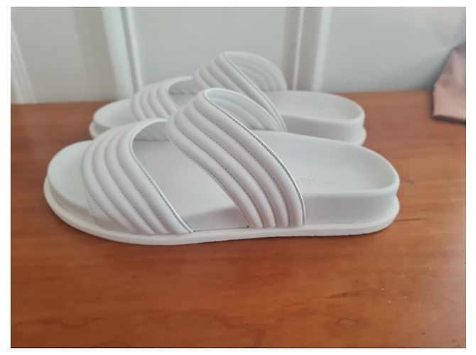 Alaïa Leder Mules Weiß - Ansicht 9