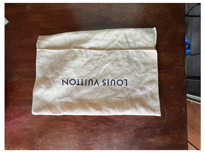 Louis Vuitton Alma BB Lackleder Kirschrot Monogramm - Ansicht 10