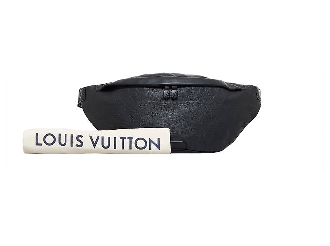 Bumbag Marsupio Louis Vuitton Shadow Discovery nero con monogramma - vista 10
