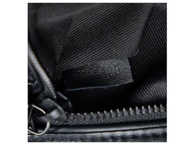 Bumbag Marsupio Louis Vuitton Shadow Discovery nero con monogramma - vista 7