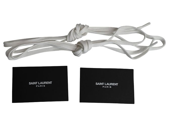 Tênis clássico Saint Laurent Lips Court em couro branco - vista 15