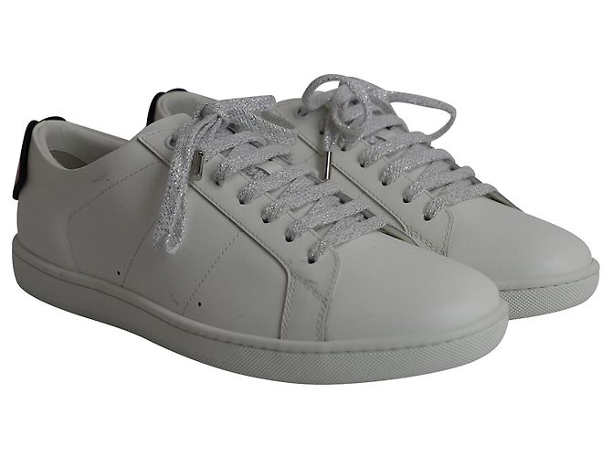 Tênis clássico Saint Laurent Lips Court em couro branco - vista 3