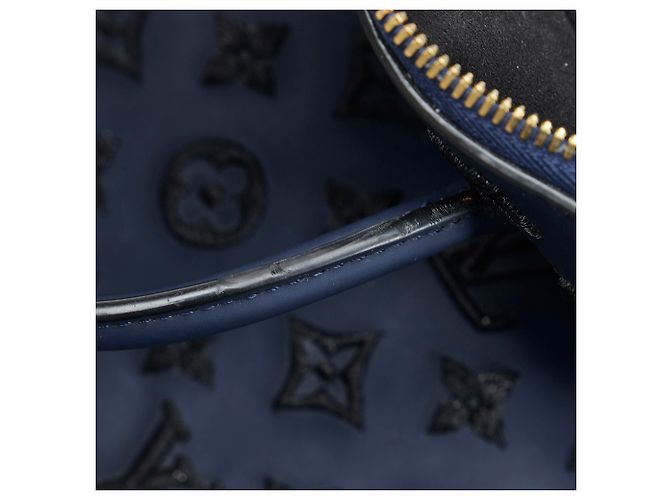 Louis Vuitton Blu Monogram Dipendenza Lockit Verticale MM Blu scuro - vista 12