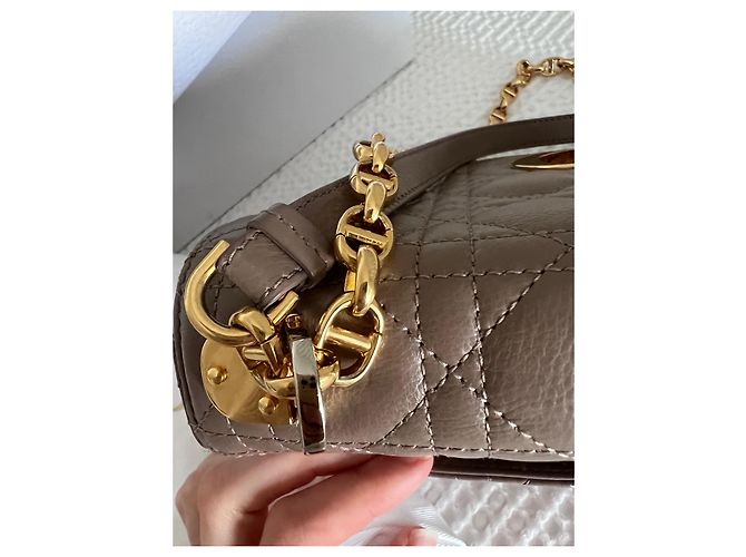 Borsa a mano Christian Dior Caro in pelle marrone - vista 9
