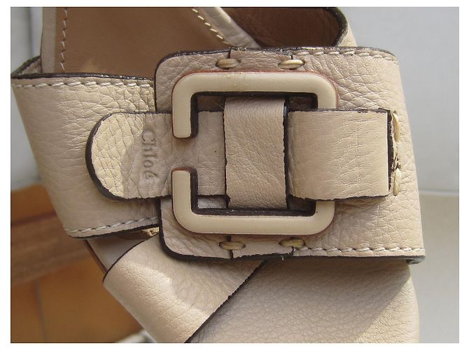 Sandali con zeppa Chloé in pelle beige - vista 4