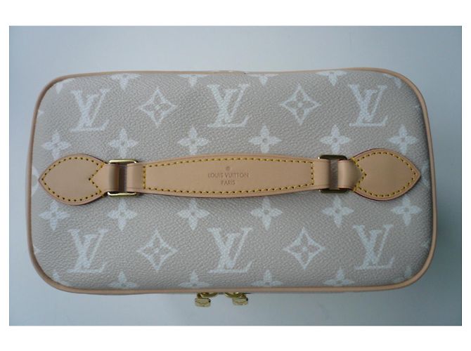 LOUIS VUITTON - NECESER NICE BB POOL BRUME - NEUVE AGOTADO Beige - vista 11